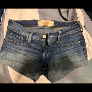Hollister Jean shorts